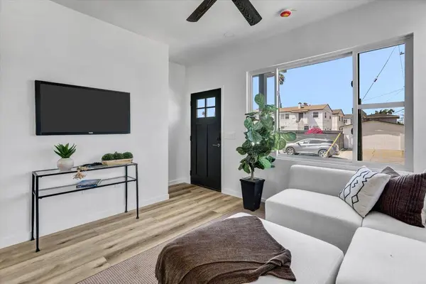 3569 Monroe AVE, San Diego, CA 92116