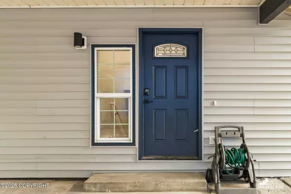 3824 Checkmate DR, Anchorage, AK 99508