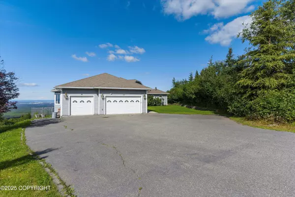 10341 Stroganof DR, Anchorage, AK 99507