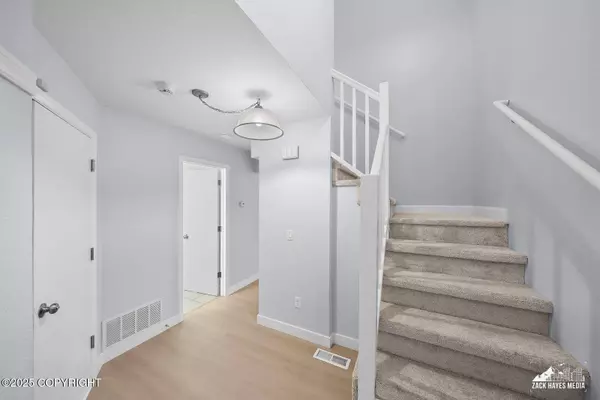 9120 Ticia CIR, Anchorage, AK 99502