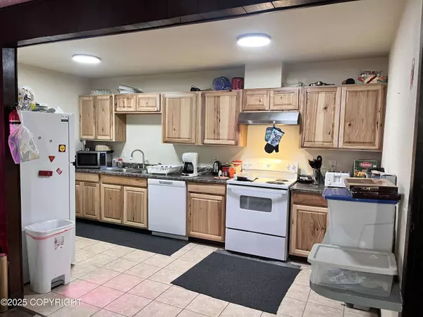 4330 San Roberto AVE, Anchorage, AK 99508