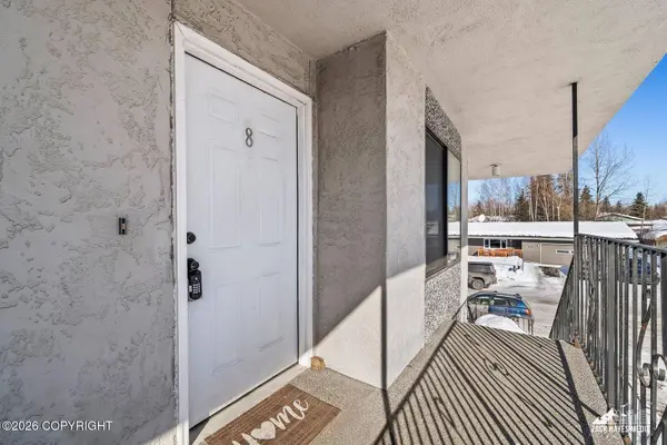 6152 E 12th AVE B8, Anchorage, AK 99504