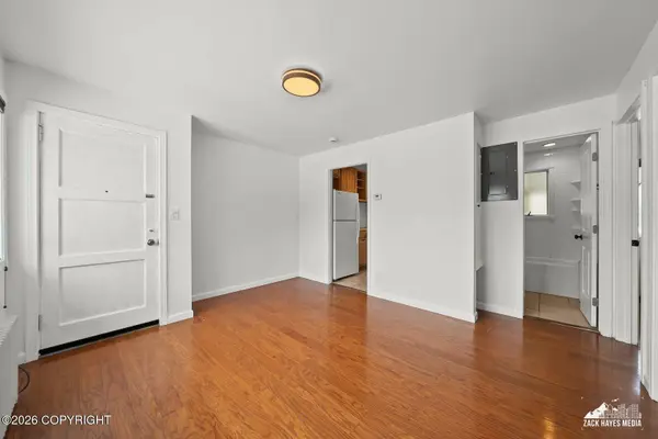 1026 P ST #7, Anchorage, AK 99501