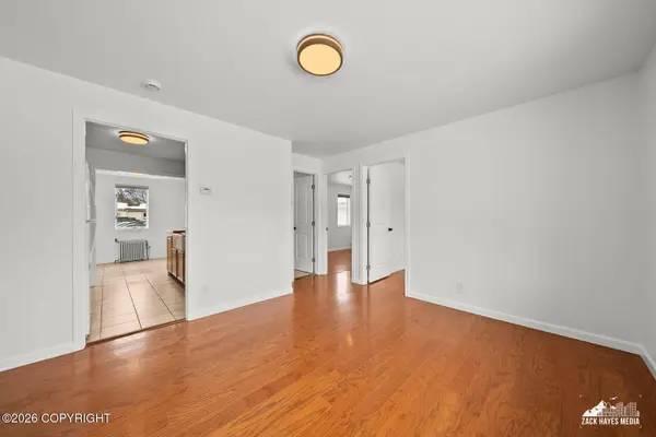 1026 P ST #7, Anchorage, AK 99501