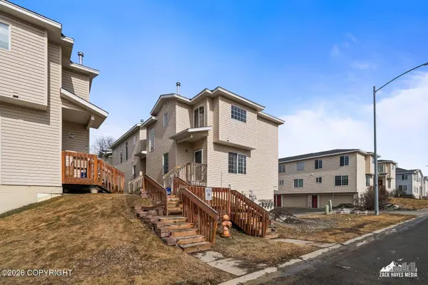 6933 Gold Kings AVE #A, Anchorage, AK 99504