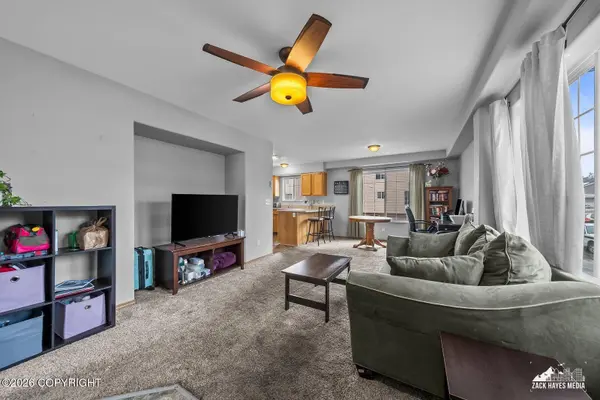 6933 Gold Kings AVE #A, Anchorage, AK 99504