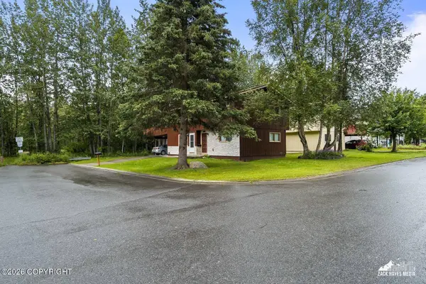 6510 Carlos CT