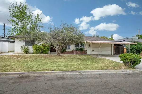 4883 E Michigan AVE, Fresno, CA 93703