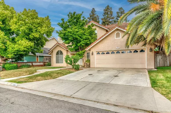 8164 N 8th ST, Fresno, CA 93720