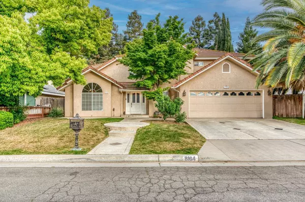 8164 N 8th ST, Fresno, CA 93720