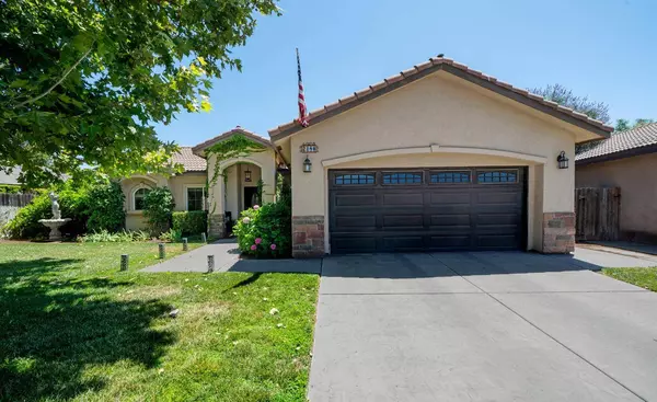 2148 N Ivanhoe AVE, Fresno, CA 93722