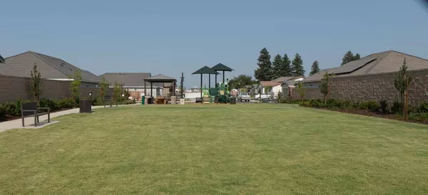 3302 Simental AVE, Clovis, CA 93619