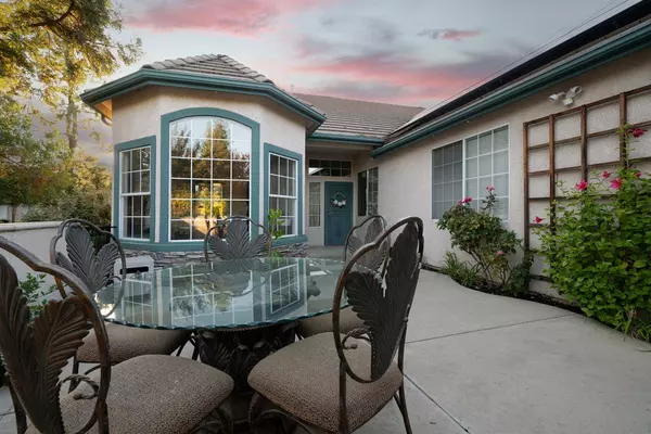 2272 Dawson Cove LN, Clovis, CA 93611