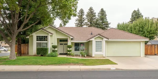 2531 Scott AVE, Clovis, CA 93611
