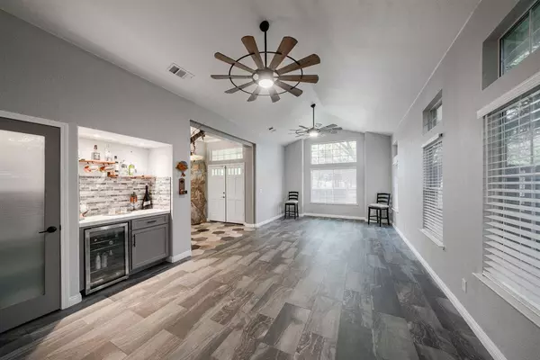 2531 Scott AVE, Clovis, CA 93611