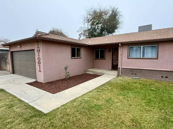 1721 Beverly AVE, Clovis, CA 93611