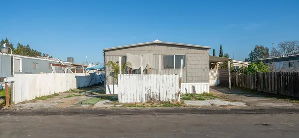 5665 S Chestnut AVE #SPC 3, Fresno, CA 93725