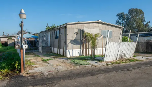 5665 S Chestnut AVE #SPC 3, Fresno, CA 93725