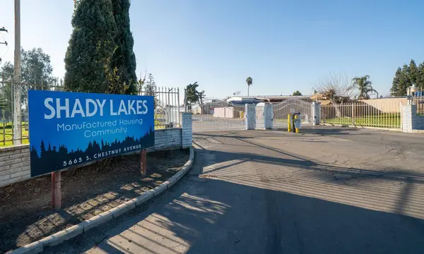 5665 S Chestnut AVE #SPC 3, Fresno, CA 93725