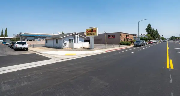 1103 Barstow AVE, Clovis, CA 93612