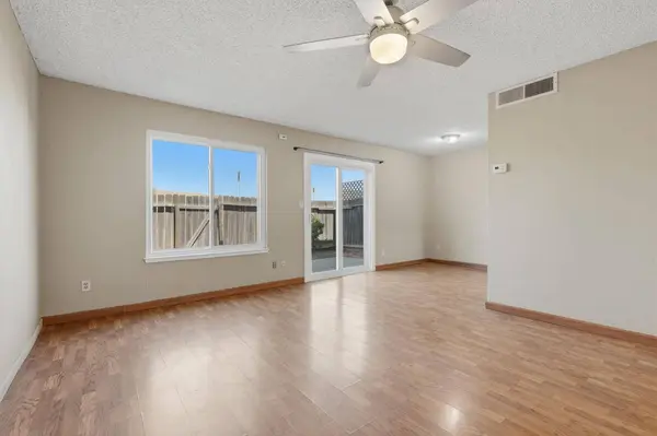 4929 N Winery CIR #114, Fresno, CA 93726