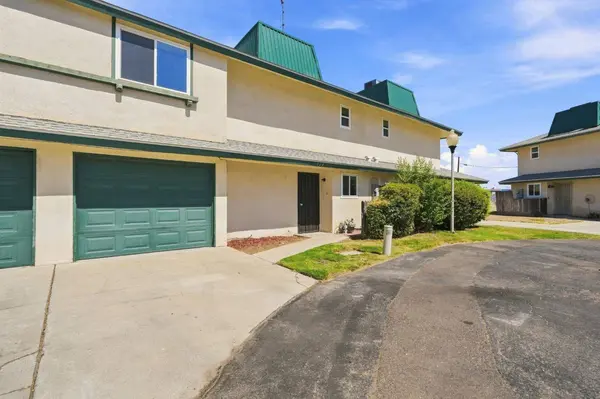 4929 N Winery CIR #114, Fresno, CA 93726