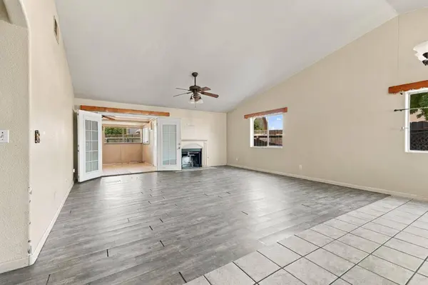 1434 Butternut DR, Hanford, CA 93230
