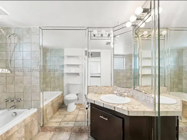 18900 NE 14th Ave #D106, Miami, FL 33179