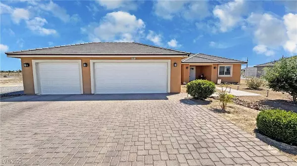 581 E Jaybird ST, Pahrump, NV 89048