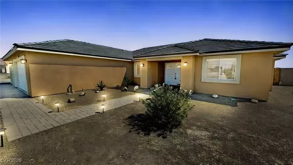 581 E Jaybird ST, Pahrump, NV 89048