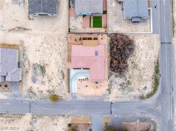 231 Glenoaks ST, Pahrump, NV 89048