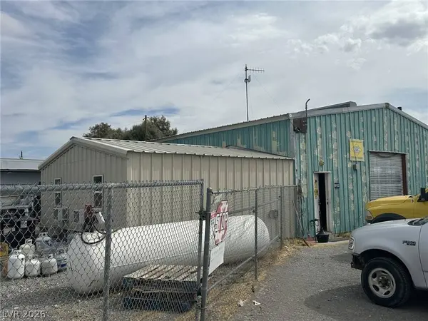 2200 W Charleston Park AVE, Pahrump, NV 89048