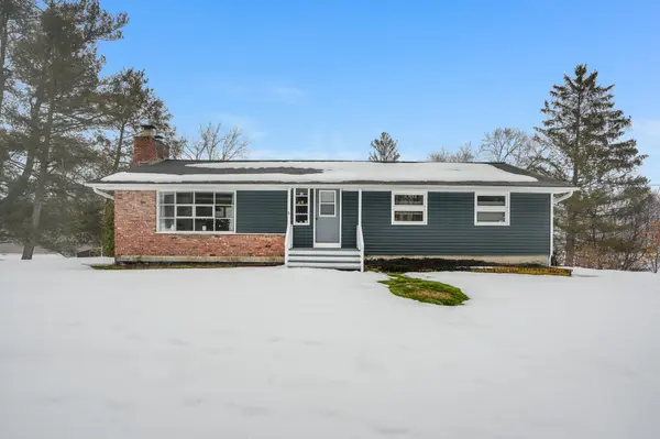 33 Milltown Rd, Brewster, NY 10509-4306
