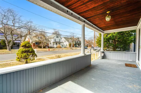 17 Parkwood BLVD, Poughkeepsie, NY 12603