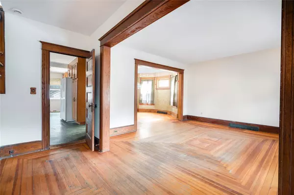 17 Parkwood BLVD, Poughkeepsie, NY 12603