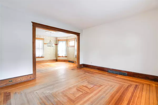 17 Parkwood BLVD, Poughkeepsie, NY 12603