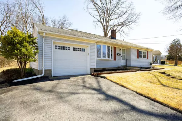 32 Liss RD, Wappingers Falls, NY 12590