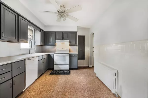 15 Clark ST, Poughkeepsie, NY 12601