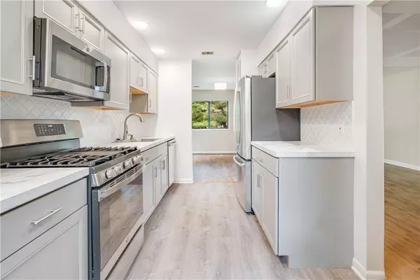 2903 Fox LN, Poughkeepsie, NY 12603