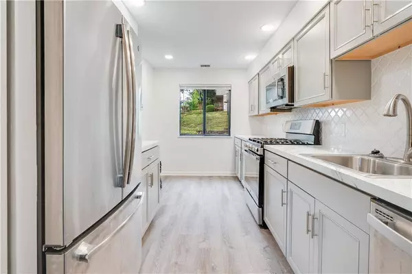 2903 Fox LN, Poughkeepsie, NY 12603