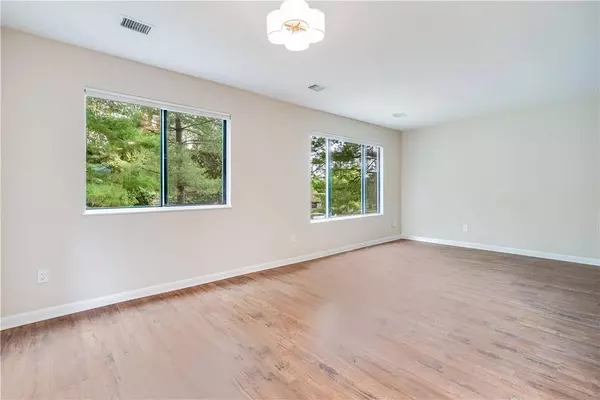 2903 Fox LN, Poughkeepsie, NY 12603