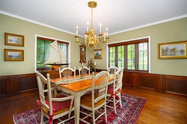 38 Loockerman AVE, Poughkeepsie, NY 12601