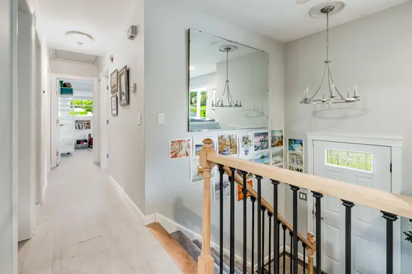 53 Cardinal DR, Poughkeepsie, NY 12601