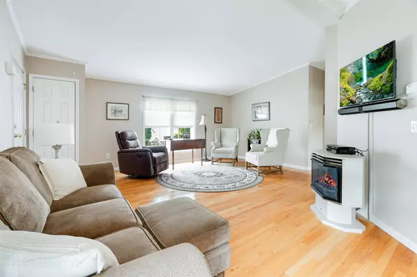 21 Biscayne BLVD, Poughkeepsie, NY 12603