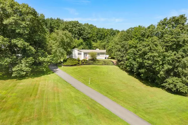 29 Miller Hill DR, Lagrangeville, NY 12540