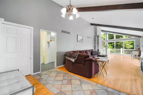 29 Miller Hill DR, Lagrangeville, NY 12540