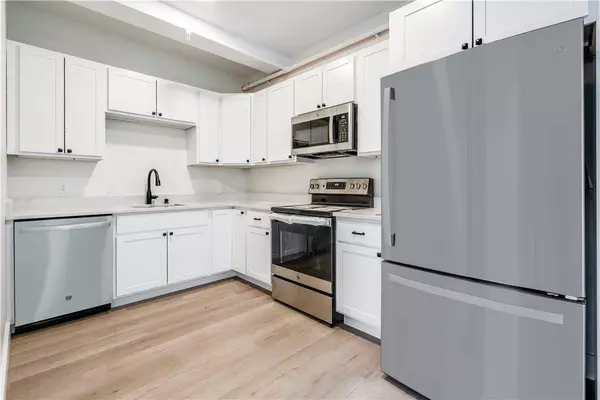 202 Hooker AVE #2, Poughkeepsie, NY 12601