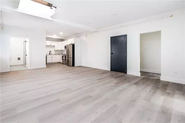 202 Hooker AVE #2, Poughkeepsie, NY 12601