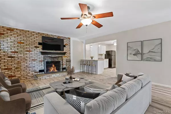 68 Gerald DR #D1, Poughkeepsie, NY 12601