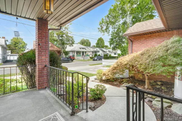 42 Clark ST, Poughkeepsie, NY 12601